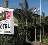 Flying Spur Motel - Tourism Search
