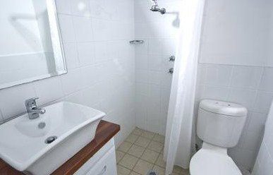 City Crown Lodge - Tourism Search 4