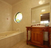 Country Gardens Motor Inn - Tourism Search