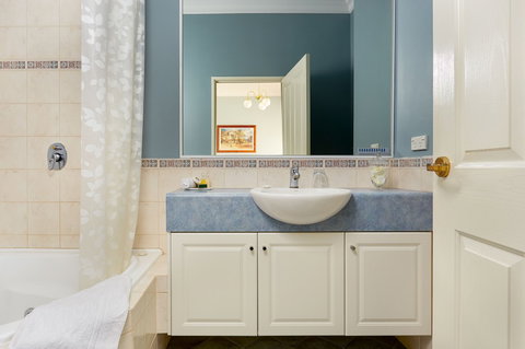 Durham Lodge - Tourism Search 7