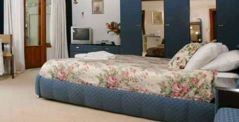 Chalet Swisse Spa Retreat - Tourism Search 1