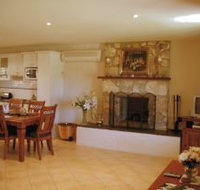 Sherwood Cottages Country Retreat - Tourism Search