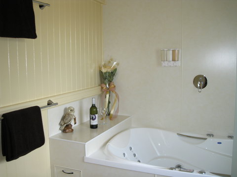 Barking Owl Retreat - Tourism Search 3