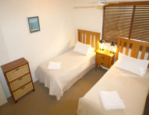 Airy Surfside Unit - Tourism Search 2