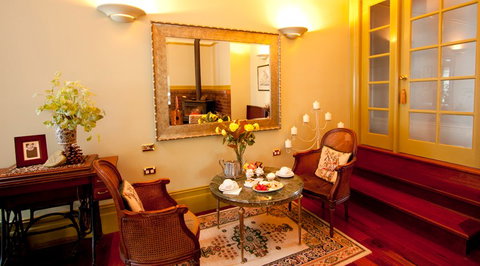 Amore Boutique Bed And Breakfast - Tourism Search 5