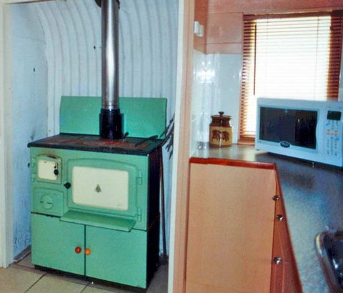 Windswept Country Retreat - Tourism Search 3