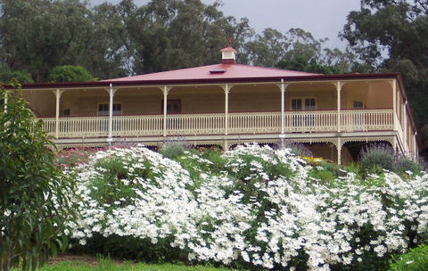 R On The Downs Rural Retreat - Tourism Search 1