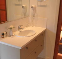 Ravensbourne Escape Silverwood Lodge - Tourism Search