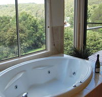 Ravensbourne Escape Kookaburra Kottage - Tourism Search