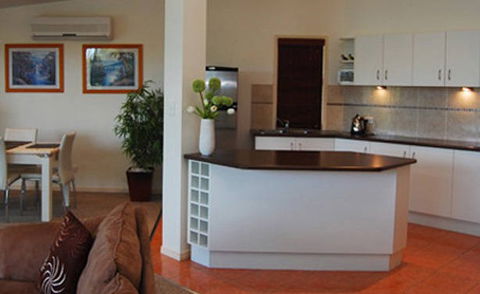 Ravensbourne Escape Kookaburra Kottage - Tourism Search 2