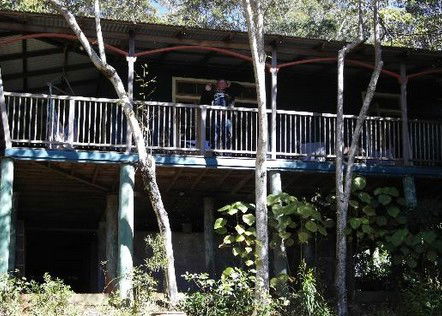 Cloudlake Mountain Retreat - Tourism Search 4