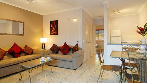 Australis Cairns Beach Resort - Tourism Search 2