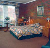 Sovereign Park Motor Inn - Tourism Search