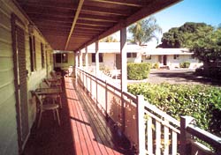 Bottle Tree Gardens Motel - Tourism Search 0