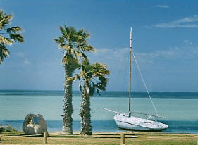 Denham Villas - Tourism Search 4