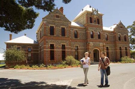 Roseworthy SA Tourism Search