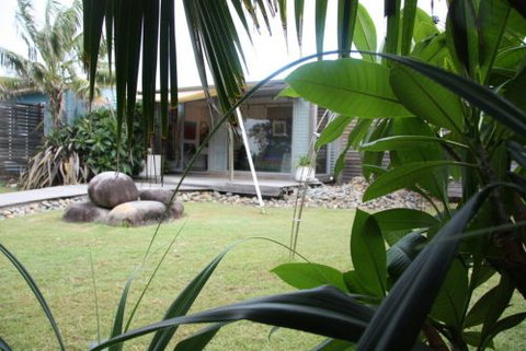 ArtHOUSE Beachfront Accommodation - Tourism Search 7