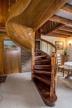 A Camelot Tower & Penthouse - Tourism Search 34