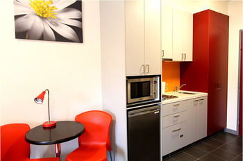 Alston Apartments Hotel - Tourism Search 8