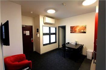 Alston Apartments Hotel - Tourism Search 15