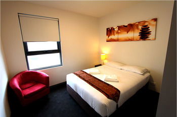 Alston Apartments Hotel - Tourism Search 16