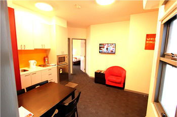 Alston Apartments Hotel - Tourism Search 21