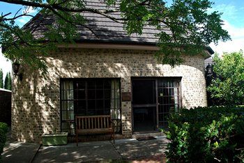 Airport Motel Sir Francis Drake - Tourism Search 2