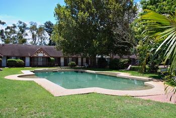 Airport Motel Sir Francis Drake - Tourism Search 8