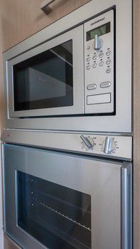 White Shells Luxury Apartments - Tourism Search 57