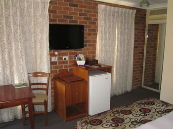 Aussie Rest Motel - Tourism Search 22