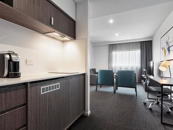 Best Western Plus Lake Kawana Hotel - Tourism Search 2