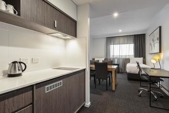 Best Western Plus Lake Kawana Hotel - Tourism Search 19
