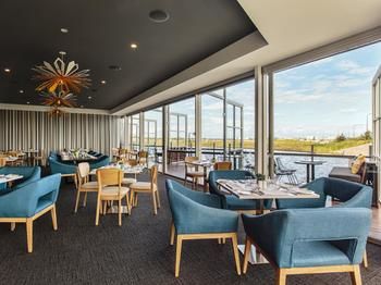 Best Western Plus Lake Kawana Hotel - Tourism Search 36