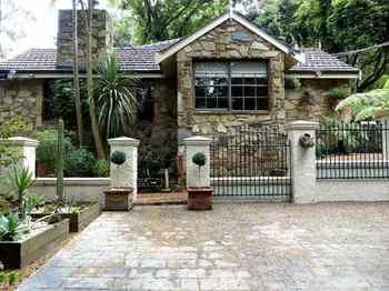 Aquila Nova Retreat - Tourism Search 1