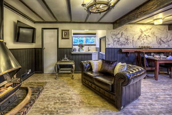 Aquila Nova Retreat - Tourism Search 29