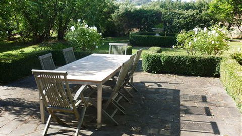 Amelda's Towerhill - Tourism Search 6