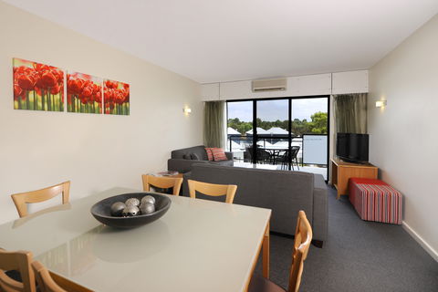 Assured Ascot Quays Apartment Hotel - Tourism Search 1
