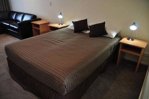 Emu Point Motel & Apartments - Tourism Search 2