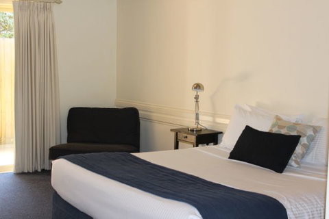 Fairways Resort - Tourism Search 1