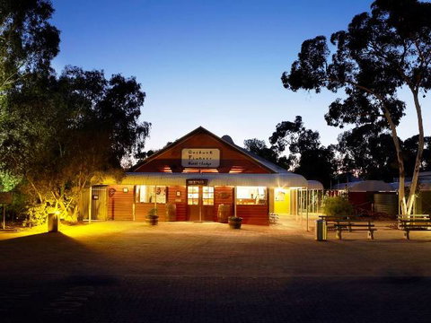 Outback Pioneer Hotel - Tourism Search 1