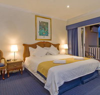 Tinaroo Lake Resort - Holiday Apartments - Tourism Search