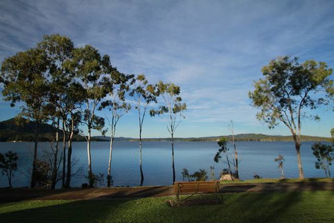 Tinaroo Lake Resort - Holiday Apartments - Tourism Search 5