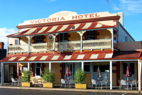 Victoria Hotel - Tourism Search 1