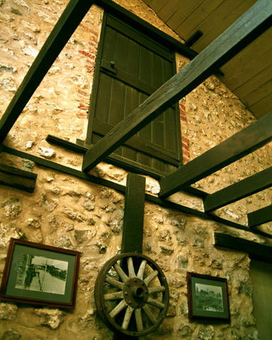 Victoria Hotel - Tourism Search 5