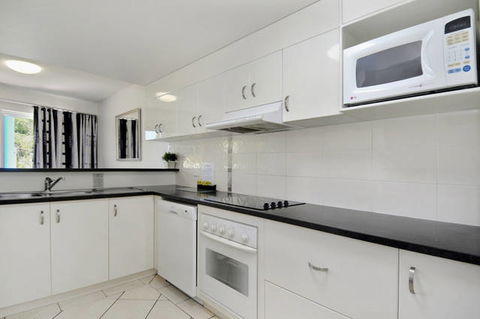 White Crest Luxury Apartments - Tourism Search 7