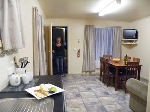 Hamilton Caravan Park - Tourism Search 3