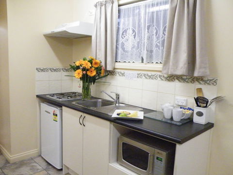 Hamilton Caravan Park - Tourism Search 4