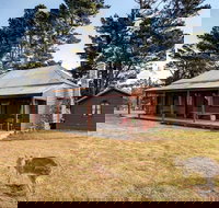 The Pines Cottage - Tourism Search