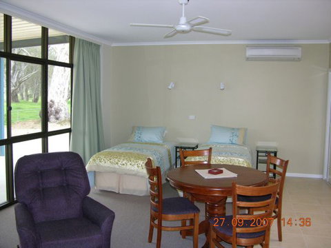 Myrtleford Masonic Units - Tourism Search 2