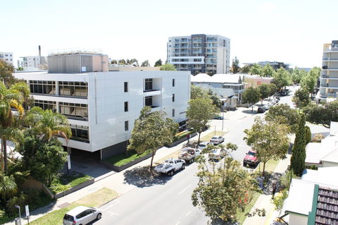 Wyndham The Outram Hotel Perth - Tourism Search 2